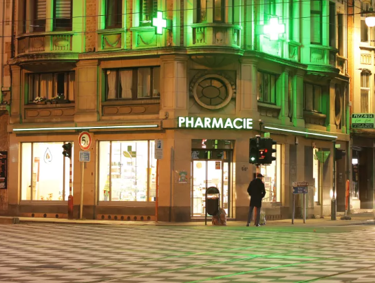 LABORATOIRE JUSTBEAUTY GERMANY S’INSTALLE À BRUXELLES — PHARMACIE LES 3 FILLES